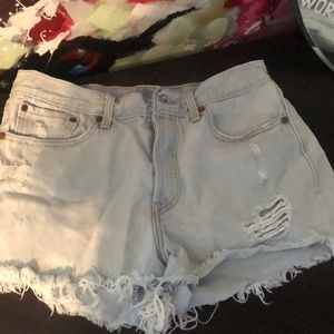Levi’s size 30 high waisted shorts nwot.